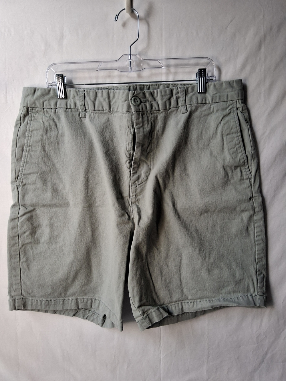 Old‎ Navy Men's Flat Front Chino Shorts - Sage Green